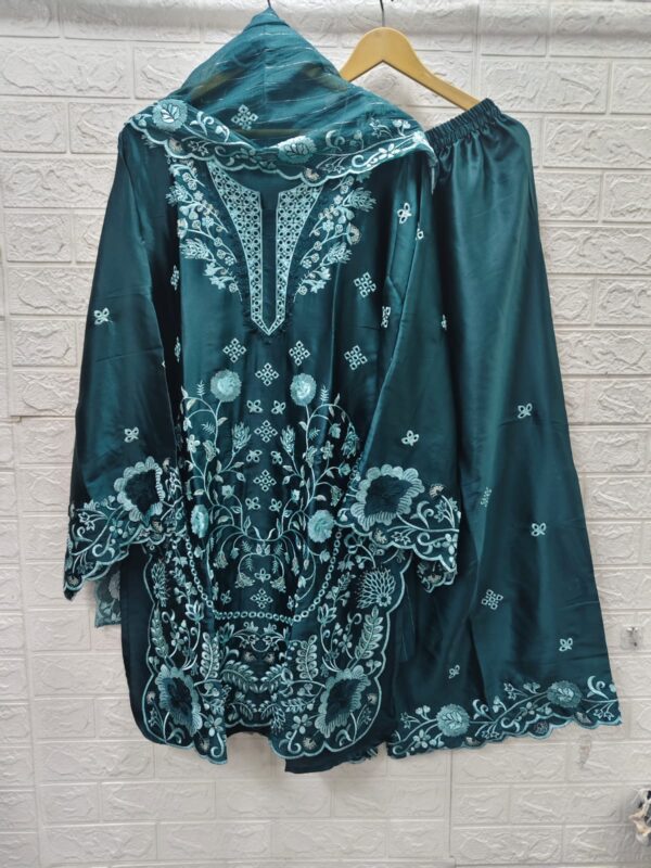 Buy Luxury Pret 341 Viscose Silk Pakistani Readymade Collection Wholesale 2026