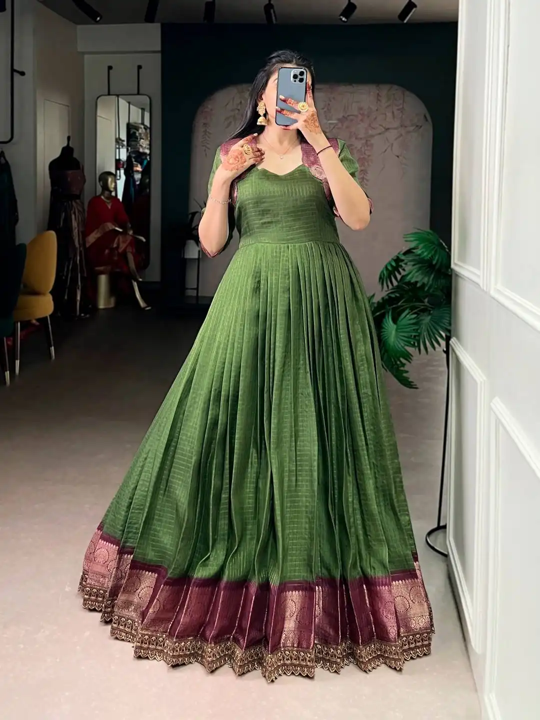 Launching WMN 5010 Ladies Gown Wholesale Market In Surat Wholesale 2026