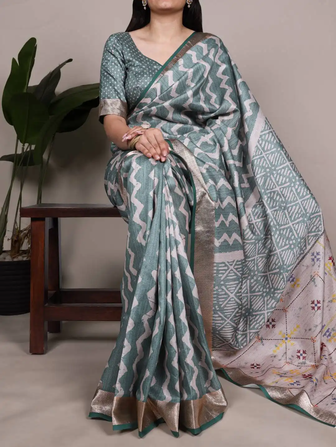 Latest WMN 7044 Best Wholesale Saree Market in Surat Wholesale 2026