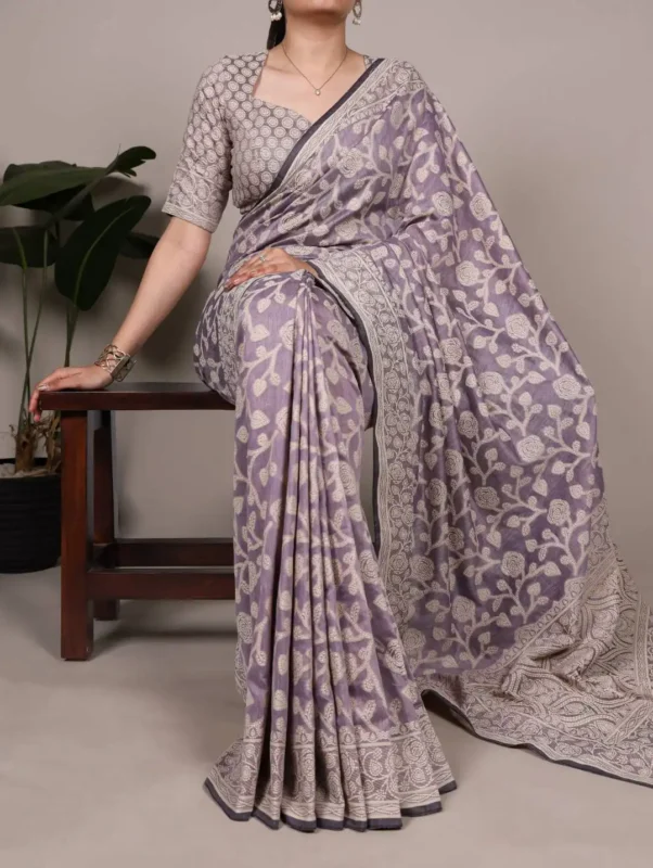 Latest WMN 8004 Cotton Silk Flower Print Saree with Unstitched Blouse Manufacturers in Surat Wholesale 2026
