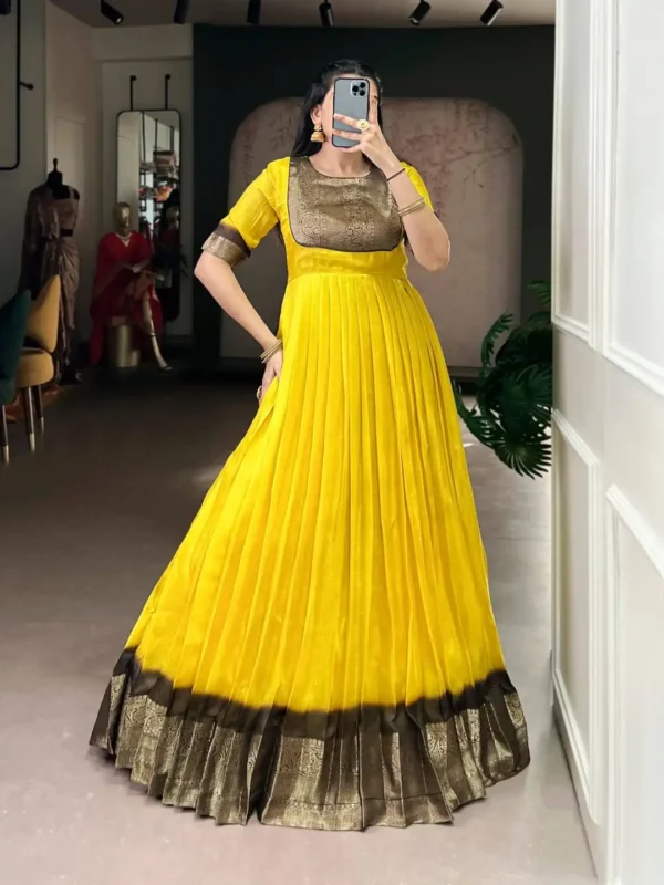 Stylish WMN 5012A Gown Wholesale Market In Surat Wholesale 2026