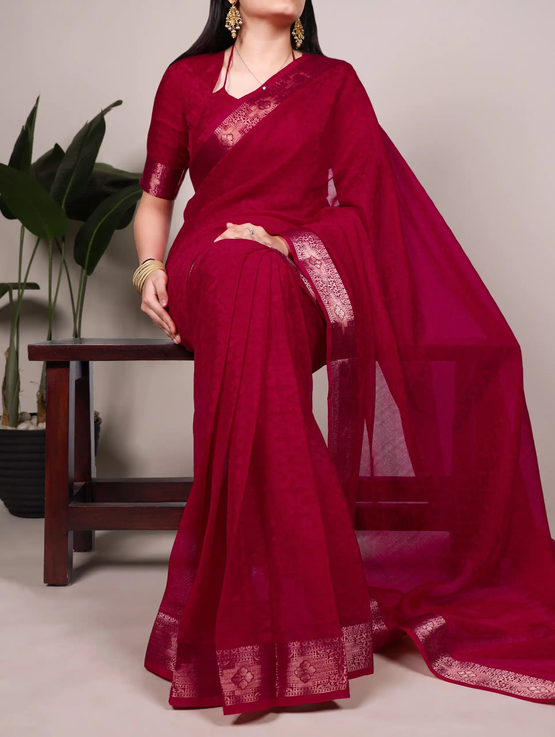 Stylish WMN 7911 Poly Shimmer Zari Weaving Work Saree Wholesale 2026