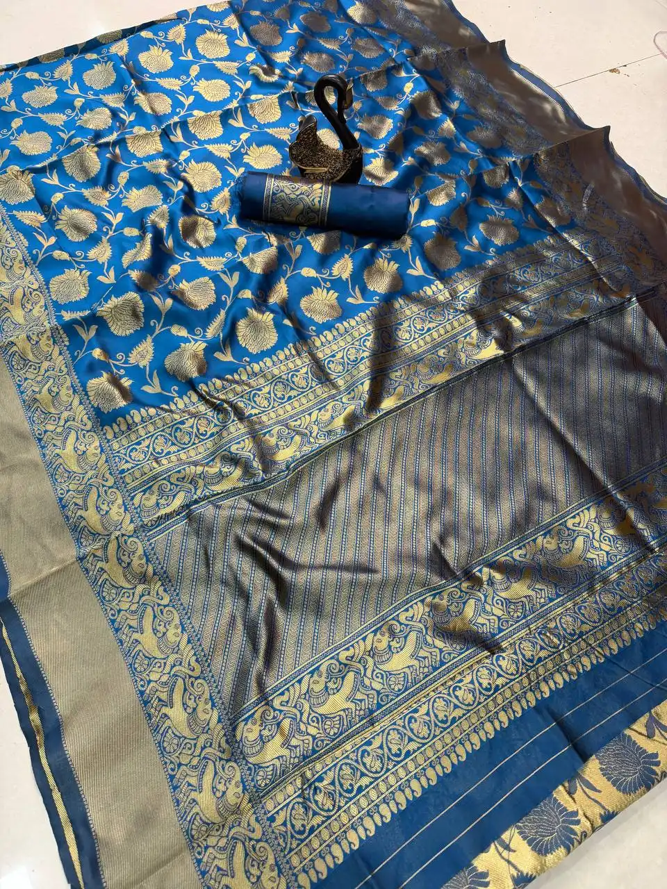 Laxmi 991 Best Banarasi Saree Manufacturers in Surat