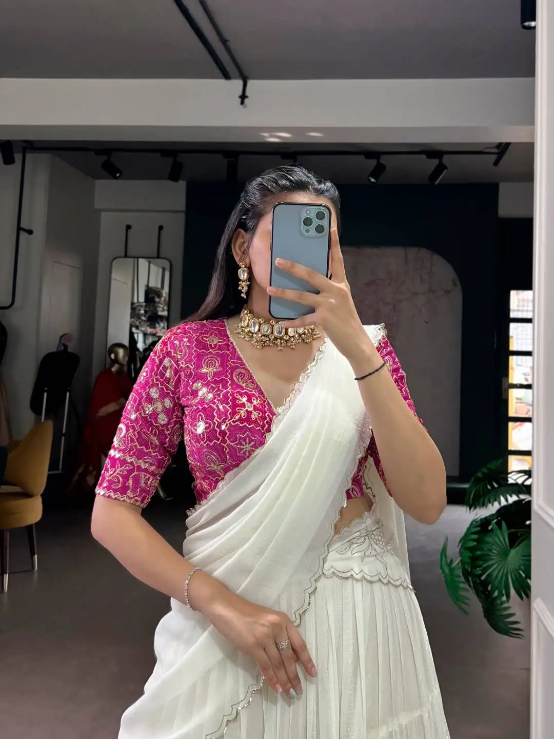 Launching WMN 1009 Simple White Lehenga Choli Wholesale Surat Wholesale 2026