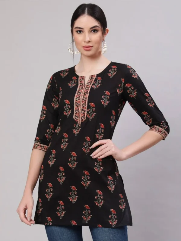 Buy SS2016 Cotton Printed Mix Short Top Western Wear Wholesale 2026